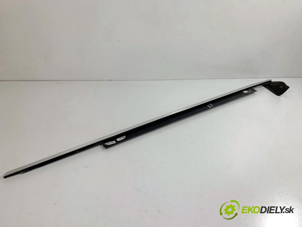 AUDI A6 C7 Kombi 2012 120 kW 2.0 TDI 1968 Lišta Sbírání: predný ľavy chróm 4G0853283