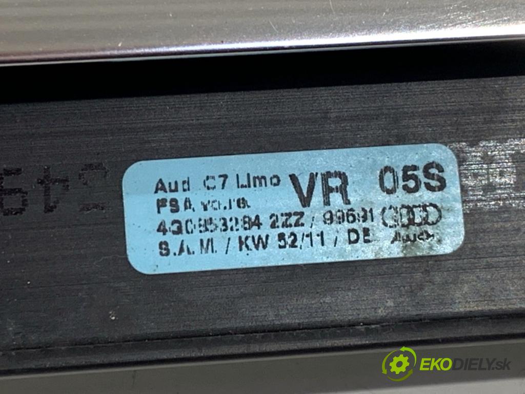AUDI A6 C7 Kombi 2012 120 kW 2.0 TDI 1968 lišta Sbírání: přední část pravý chróm 4G0853284