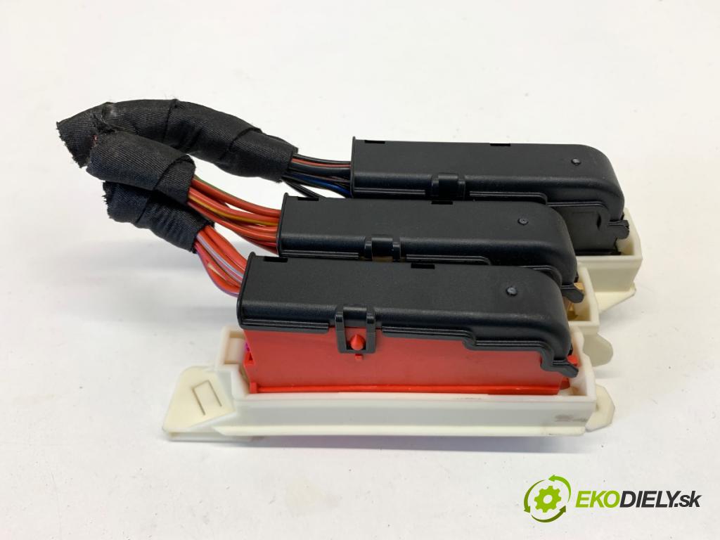 AUDI A6 C7 Kombi 2012 120 kW 2.0 TDI 1968 Skrinka poistková 4H0941824 (Poistková skrinka)