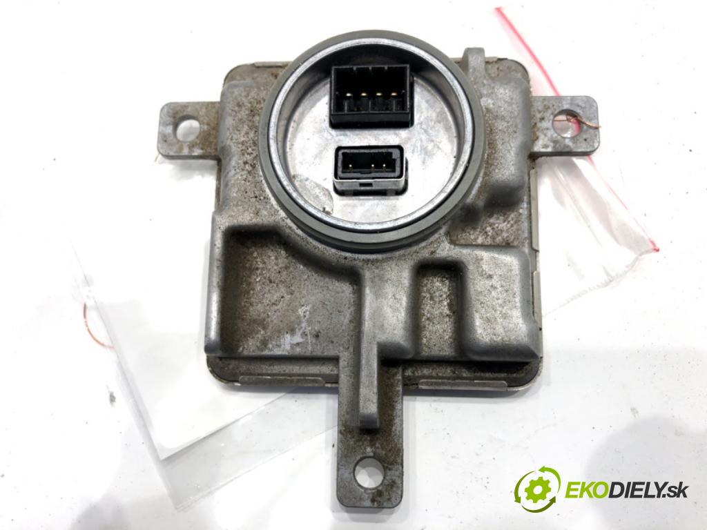 AUDI A6 C7 Kombi 2012 120 kW 2.0 TDI 1968 Menič XENON 8K0941597E (Riadiaca jednotka xenónu)