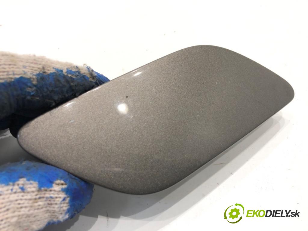 AUDI A6 C7 Kombi 2012 120 kW 2.0 TDI 1968 kryt ostřikovače světla pravá 4G0955276