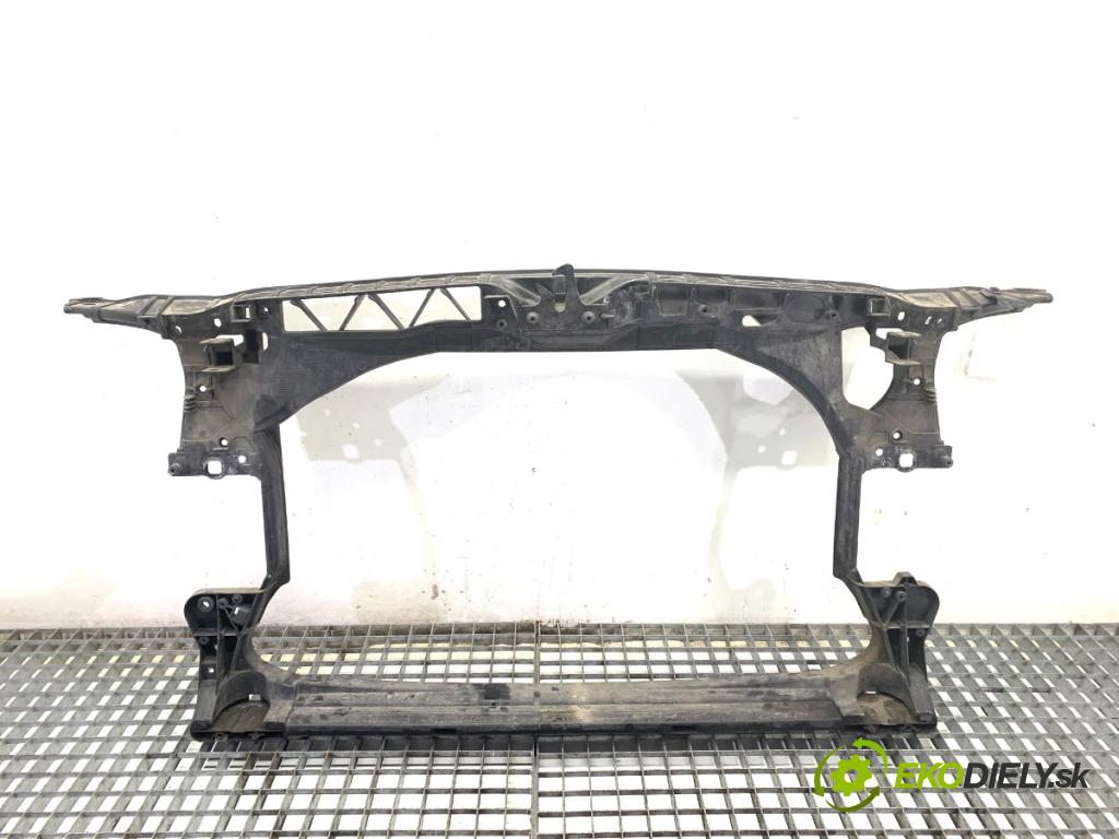 AUDI A6 C7 Kombi 2012 120 kW 2.0 TDI 1968 držák přední část 4G0805594 (Přední výztuha)