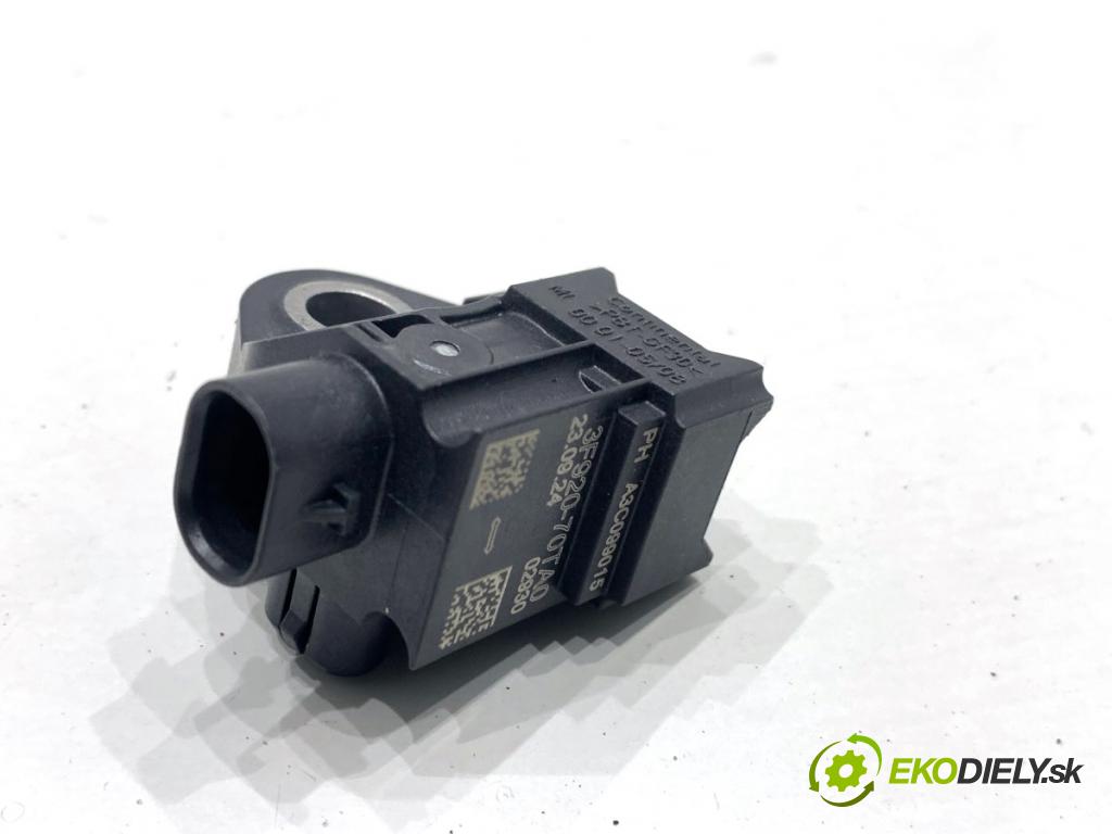 SUZUKI SWIFT VI liftback 2024 61 kW 1.2 VVT Hybrid (ZCEDS, AOL312) 1197 Snímač nárazu 3F920-70TA0 (Snímač nárazu)