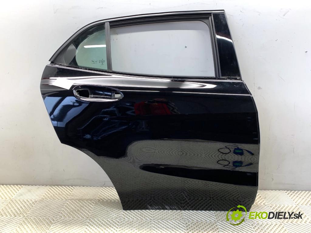 MERCEDES-BENZ KLASA GLA SUV 2017 100 kW GLA 200 CDI 4-matic (156.902) 2143 Dvere pravy zad 