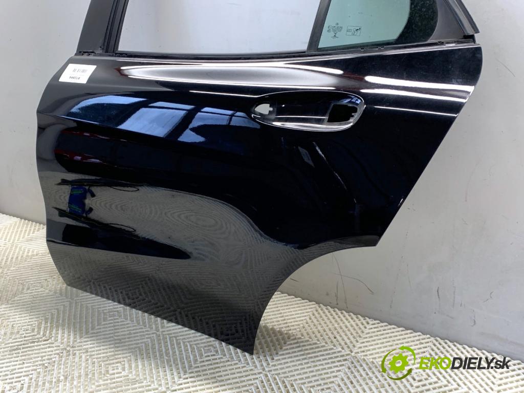 MERCEDES-BENZ KLASA GLA SUV 2017 100 kW GLA 200 CDI 4-matic (156.902) 2143 dveře levý zadní část