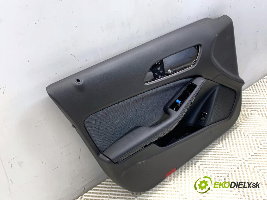 MERCEDES-BENZ KLASA GLA SUV 2017 100 kW GLA 200 CDI 4-matic (156.902) 2143 čalúnenie Dvere ľavy predný