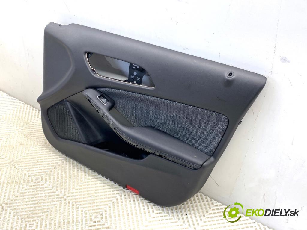 MERCEDES-BENZ KLASA GLA SUV 2017 100 kW GLA 200 CDI 4-matic (156.902) 2143 ča dveře pravý přední část