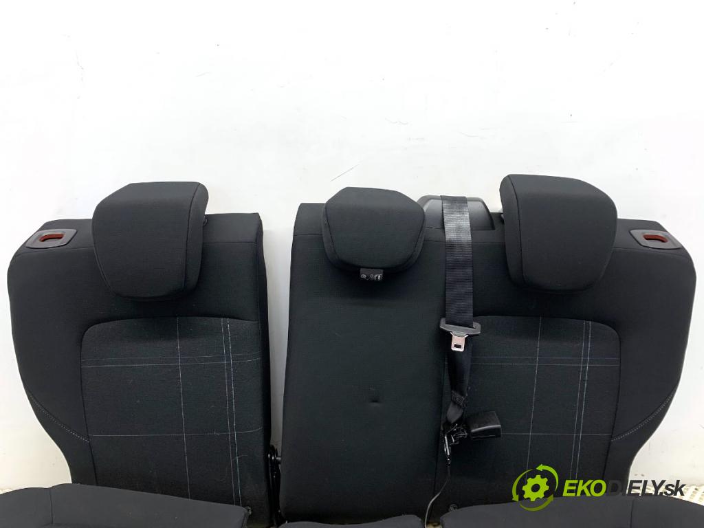 FORD FIESTA MK8 liftback 2021 55 kW 1.1 Ti-VCT 1084 Sedadlo druhý rad