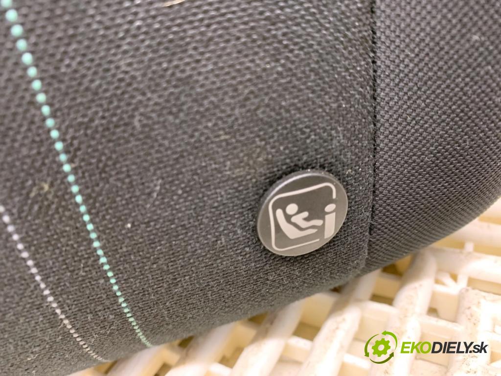 FORD FIESTA MK8 liftback 2021 55 kW 1.1 Ti-VCT 1084 Sedadlo druhý rad