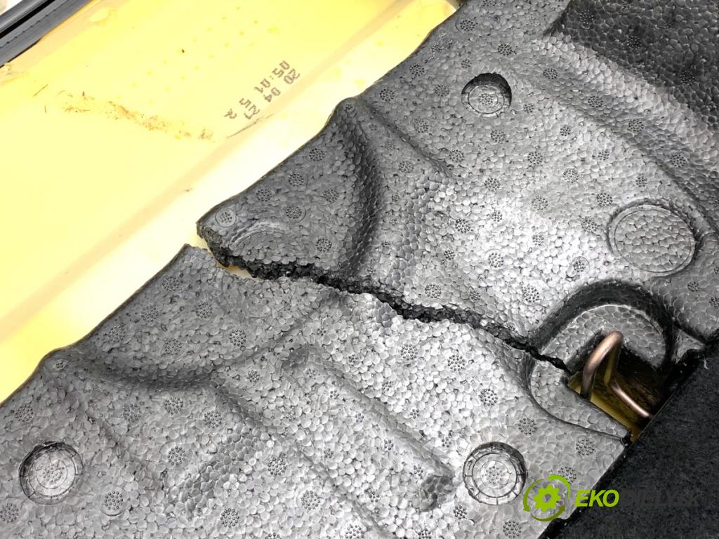 FORD FIESTA MK8 liftback 2021 55 kW 1.1 Ti-VCT 1084 Sedadlo druhý rad