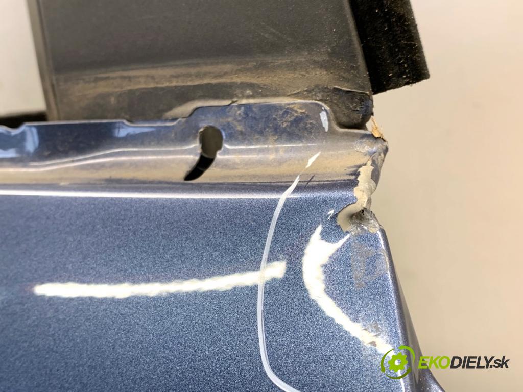 FORD FIESTA MK8 liftback 2021 55 kW 1.1 Ti-VCT 1084 Dvere pravy zad