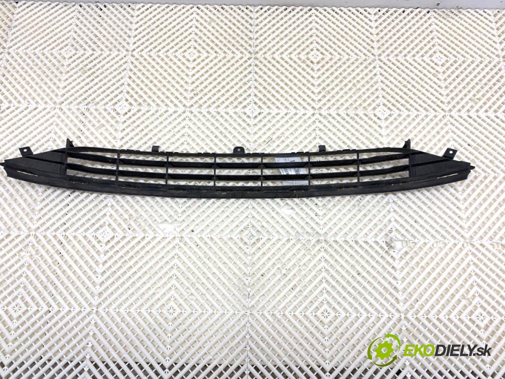 FORD FIESTA MK8 liftback 2021 55 kW 1.1 Ti-VCT 1084 mří nárazníka přední část střední