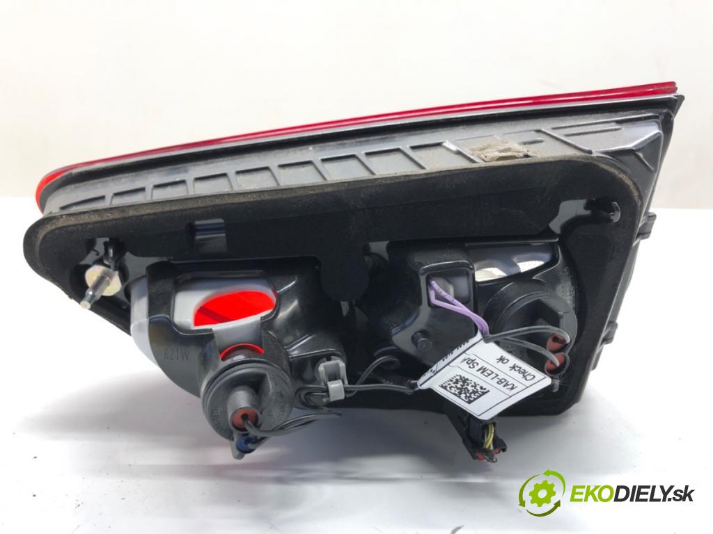 OPEL INSIGNIA B Kombi 2021 128 kW 2.0 CDTi (35) 1995 Svetlo zad ľavá strana vnútorná YR00149180 (Kľučka dverí ostatné)