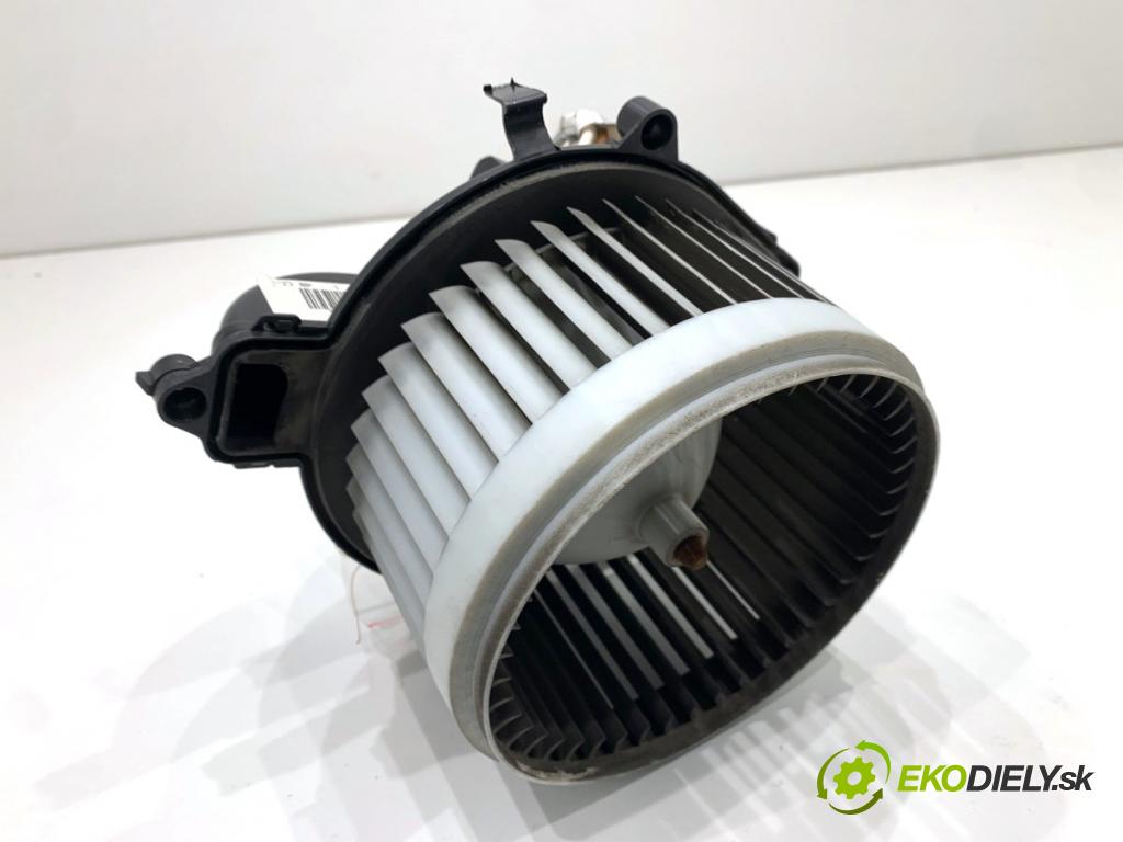 CITROEN BERLINGO II nadwozie wielkoprzestrzenne (MPV) 2016 73 kW 1.6 BlueHDi 100 1560 ventilátor kúrenia 5E2228200