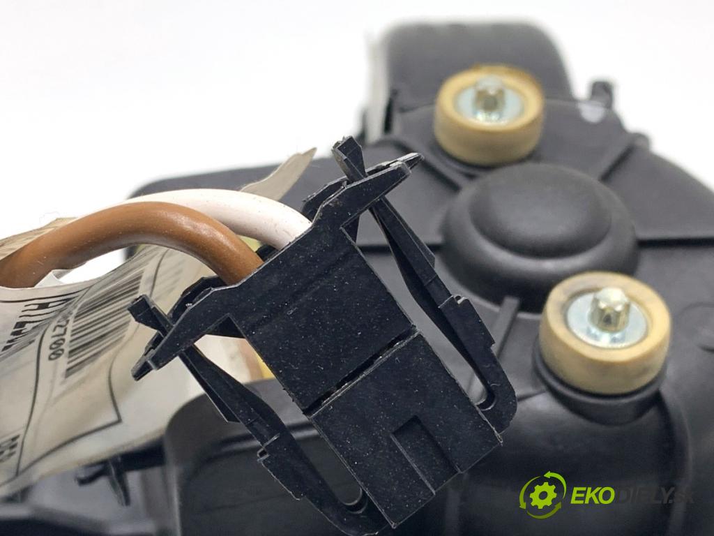 CITROEN BERLINGO II nadwozie wielkoprzestrzenne (MPV) 2016 73 kW 1.6 BlueHDi 100 1560 ventilátor kúrenia 5E2228200