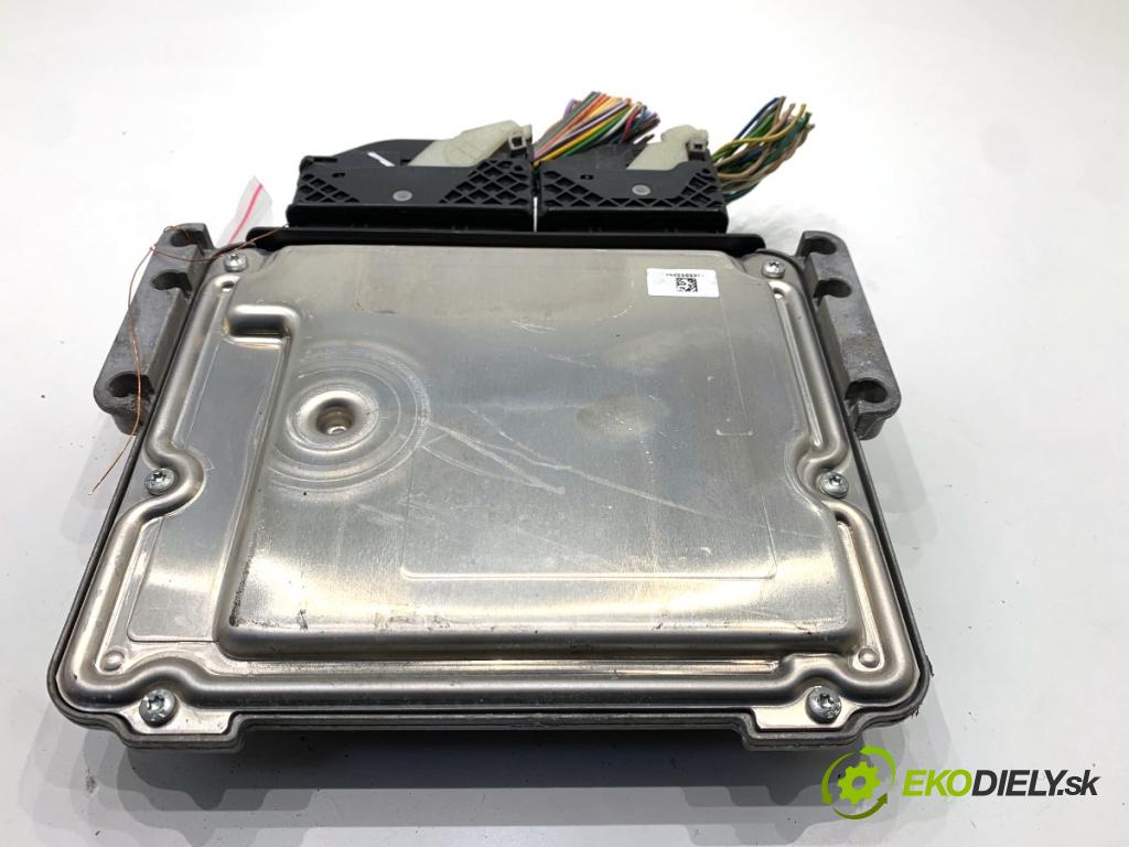 CITROEN BERLINGO II nadwozie wielkoprzestrzenne (MPV) 2016 73 kW 1.6 BlueHDi 100 1560 řídící jednotka motora 9806460480 (Řídicí jednotka)