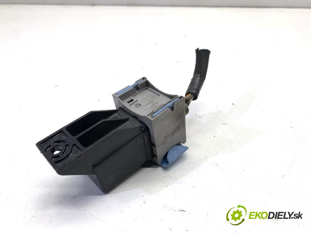 CITROEN BERLINGO II nadwozie wielkoprzestrzenne (MPV) 2016 73 kW 1.6 BlueHDi 100 1560 relé sviečok žhavenia 9803299780 (Relé)