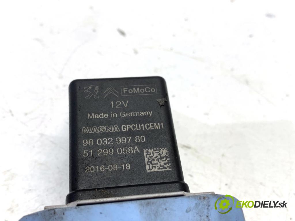 CITROEN BERLINGO II nadwozie wielkoprzestrzenne (MPV) 2016 73 kW 1.6 BlueHDi 100 1560 relé sviečok žhavenia 9803299780 (Relé)