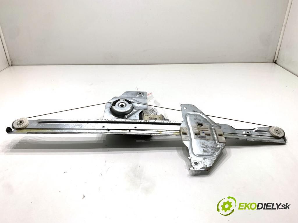 CITROEN BERLINGO II nadwozie wielkoprzestrzenne (MPV) 2016 73 kW 1.6 BlueHDi 100 1560 Mechanizmus okna pravy predný 402104B