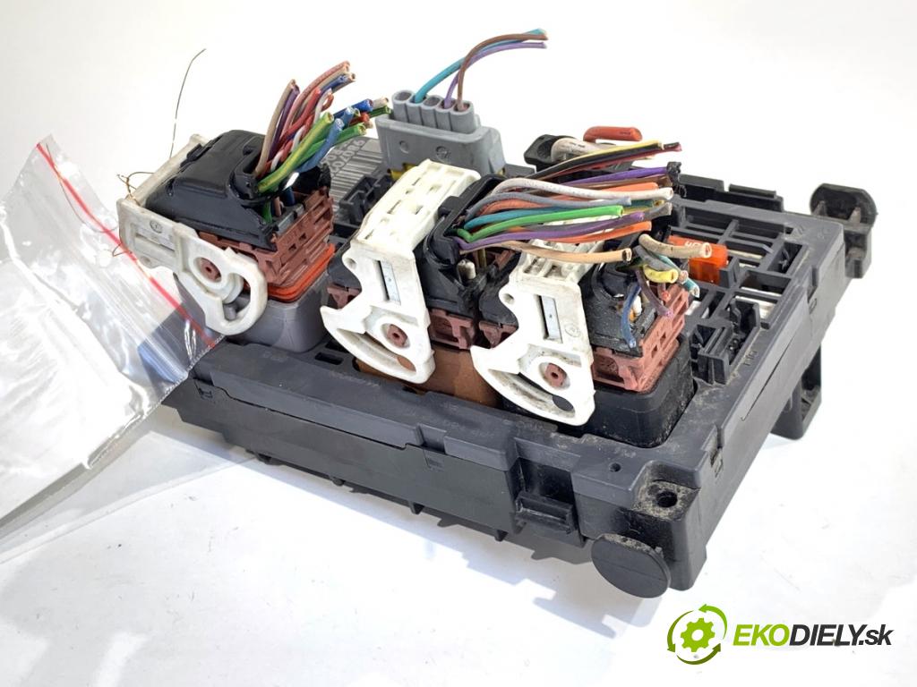 CITROEN BERLINGO II nadwozie wielkoprzestrzenne (MPV) 2016 73 kW 1.6 BlueHDi 100 1560 Modul BSM 9807028780 (Riadiaca jednotka ostatné)