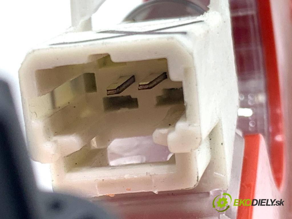 CITROEN BERLINGO II nadwozie wielkoprzestrzenne (MPV) 2016 73 kW 1.6 BlueHDi 100 1560 světlo brzdových světel 9682830180