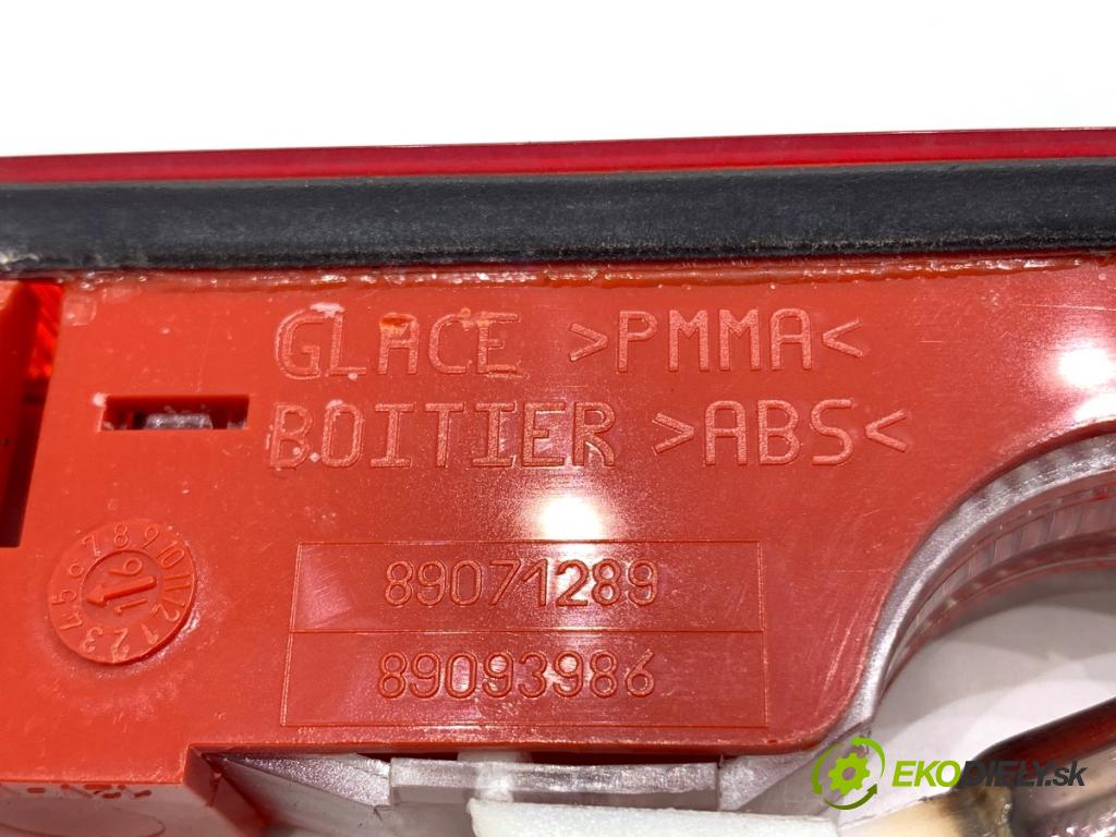 CITROEN BERLINGO II nadwozie wielkoprzestrzenne (MPV) 2016 73 kW 1.6 BlueHDi 100 1560 světlo brzdových světel 9682830180