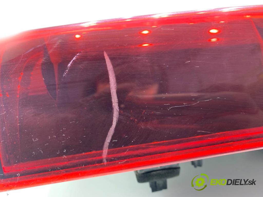 CITROEN BERLINGO II nadwozie wielkoprzestrzenne (MPV) 2016 73 kW 1.6 BlueHDi 100 1560 Svetlo pravy zad