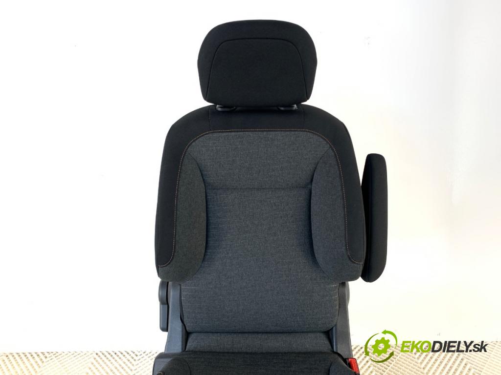 CITROEN BERLINGO II nadwozie wielkoprzestrzenne (MPV) 2016 73 kW 1.6 BlueHDi 100 1560 Sedadlo pravy predný