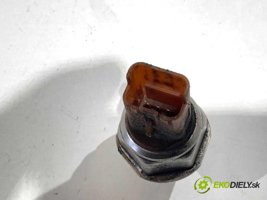 CITROEN BERLINGO II nadwozie wielkoprzestrzenne (MPV) 2016 73 kW 1.6 BlueHDi 100 1560 Snímač tlaku paliva 9676643880 (Snímač)