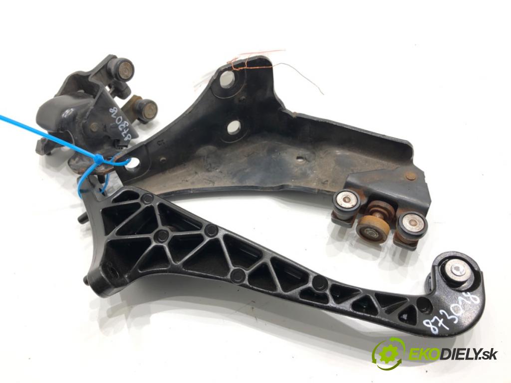 CITROEN BERLINGO II nadwozie wielkoprzestrzenne (MPV) 2016 73 kW 1.6 BlueHDi 100 1560 kládky Dvere posúvne ľave 9680486880 9680486780K