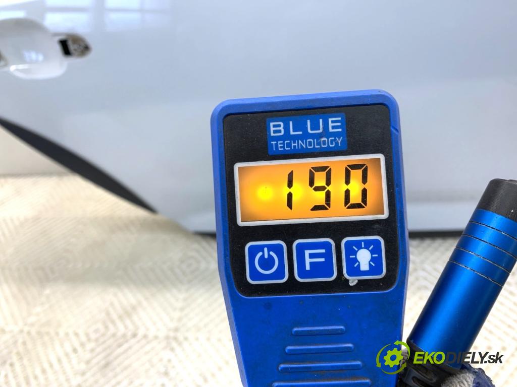 AUDI A4 B9 Kombi 2018 140 kW 2.0 TDI quattro 1968 Dvere pravy zad LS9R