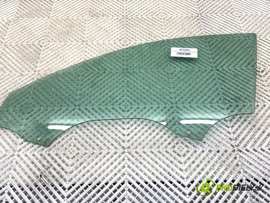 AUDI A4 B9 Kombi 2018 140 kW 2.0 TDI quattro 1968 okno levý přední část 8W0845201