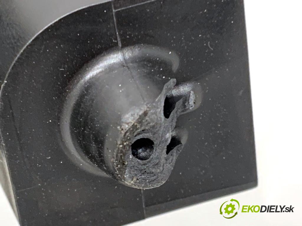 SUZUKI SWIFT VI liftback 2024 61 kW 1.2 VVT Hybrid (ZCEDS, AOL312) 1197 Obal filtra vzduchu 69T-A01 (Obal vzduchového filtra)