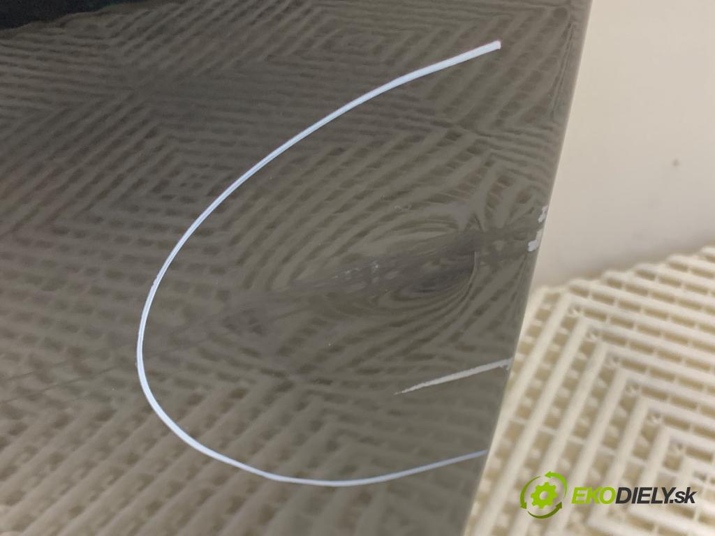 ALFA ROMEO STELVIO SUV 2019 206 kW 2.0 (949AXA2A) 1995 Dvere pravy predný 408