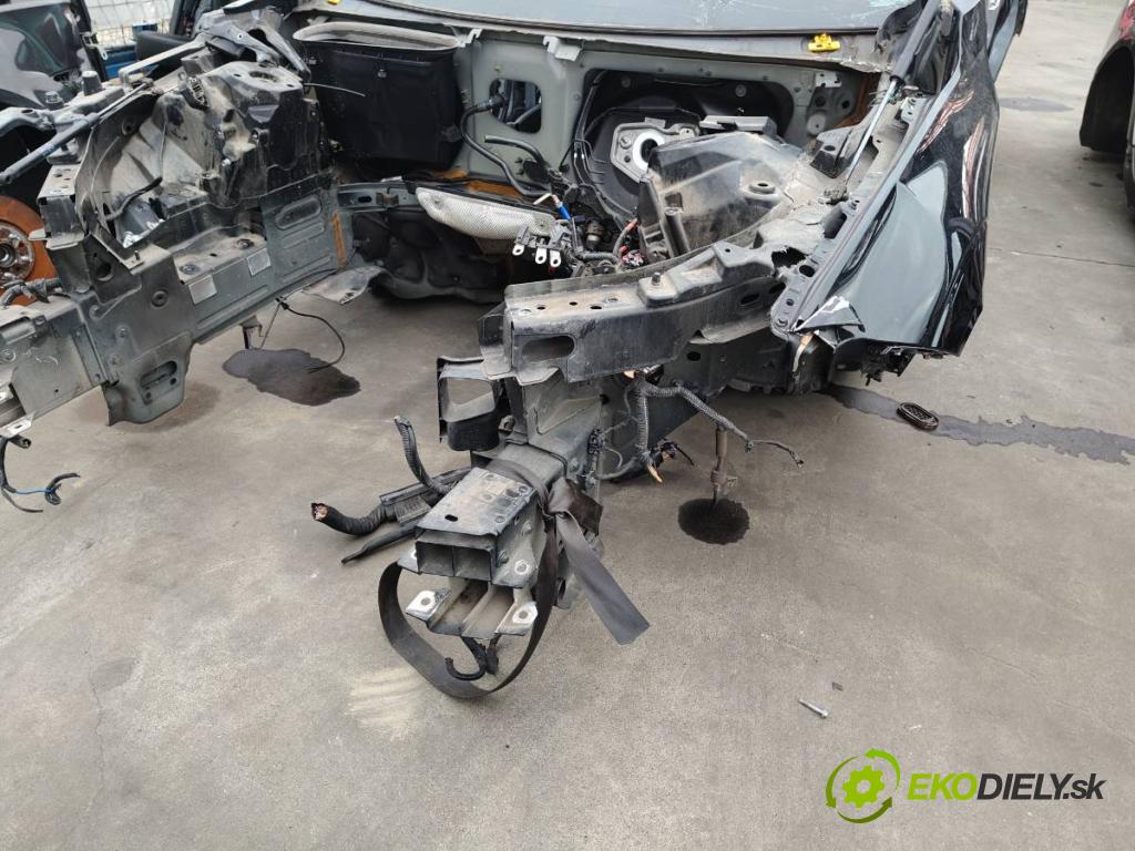 VOLVO XC60 II SUV 2020 173 kW B5 Mild-Hybrid AWD 1969 karoséria ČTVRŤÁK: Blatník prah strecha PODŁUŻNICA