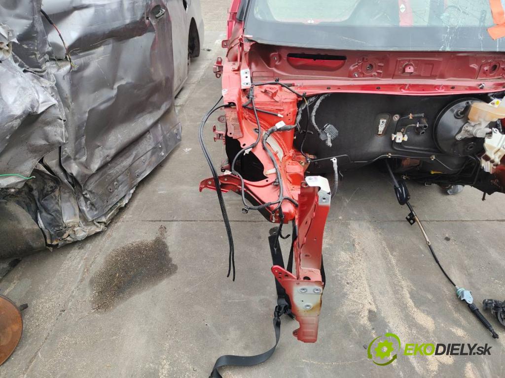 SUZUKI SWIFT VI liftback 2024 61 kW 1.2 VVT Hybrid (ZCEDS, AOL312) 1197 karoséria ČTVRŤÁK: Blatník prah strecha PODŁUŻNICA