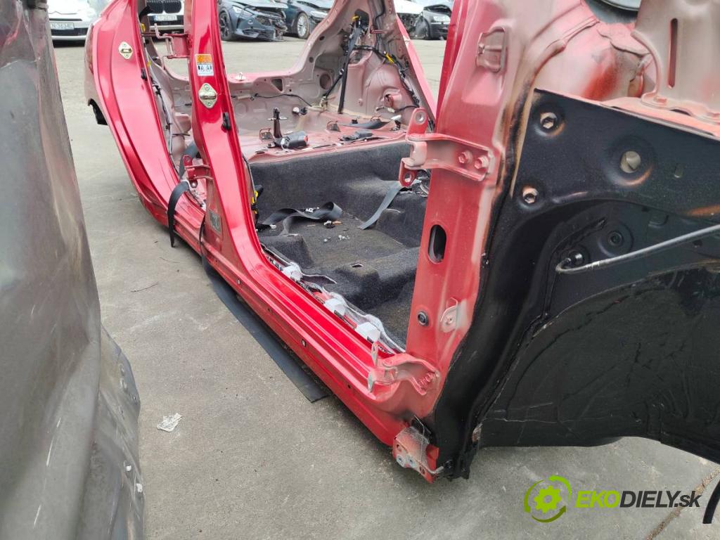 SUZUKI SWIFT VI liftback 2024 61 kW 1.2 VVT Hybrid (ZCEDS, AOL312) 1197 karoséria ČTVRŤÁK: Blatník prah strecha PODŁUŻNICA