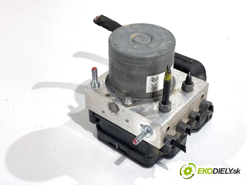 TOYOTA PROACE Autobus 2024 130 kW 2.0 D4d (MDZ6) 1997 pumpa ABS 9840461080 (Pumpa ABS)