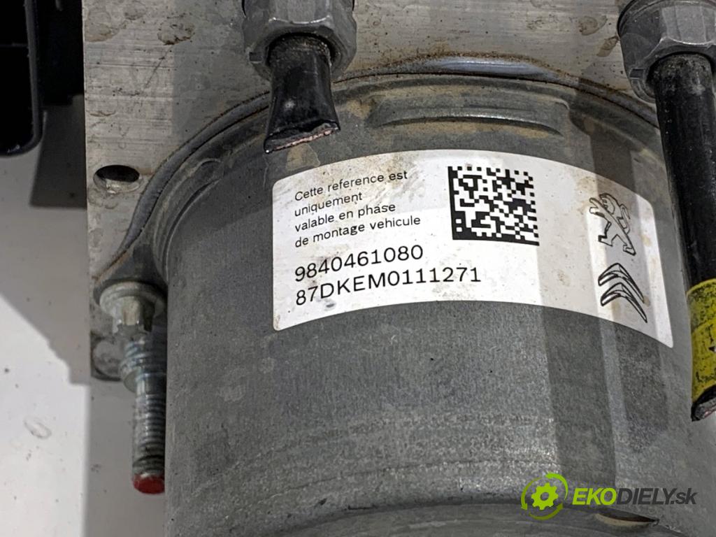 TOYOTA PROACE Autobus 2024 130 kW 2.0 D4d (MDZ6) 1997 Pumpa ABS 9840461080 (Pumpa ABS)