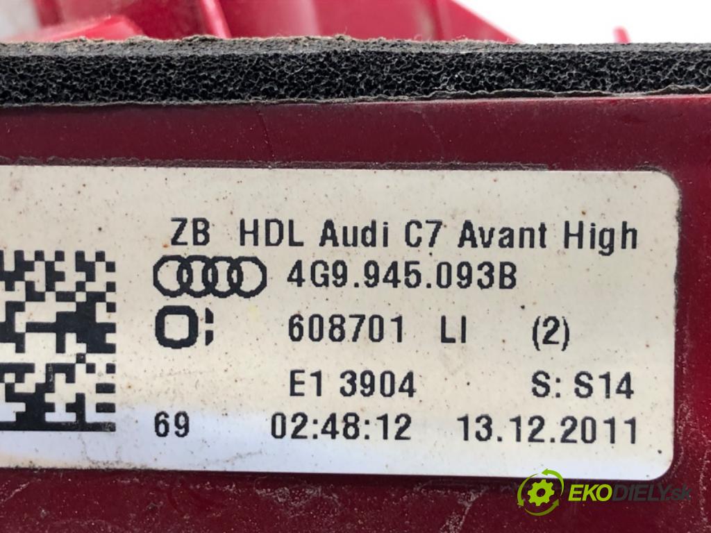 AUDI A6 C7 Kombi 2012 120 kW 2.0 TDI 1968 Svetlo zad ľavá strana vnútorná 4G9945093B (Kľučka dverí ostatné)