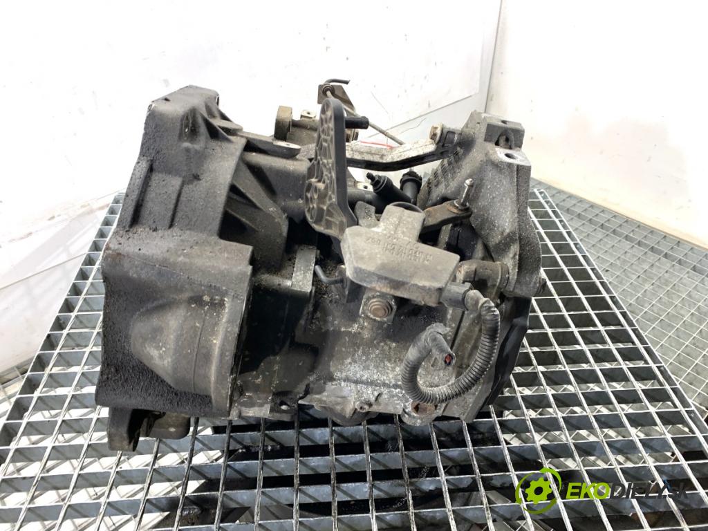 VW GOLF V Kombi 2008 77 kW 1.9 TDI 1896 převodovka KBL (Převodovka)