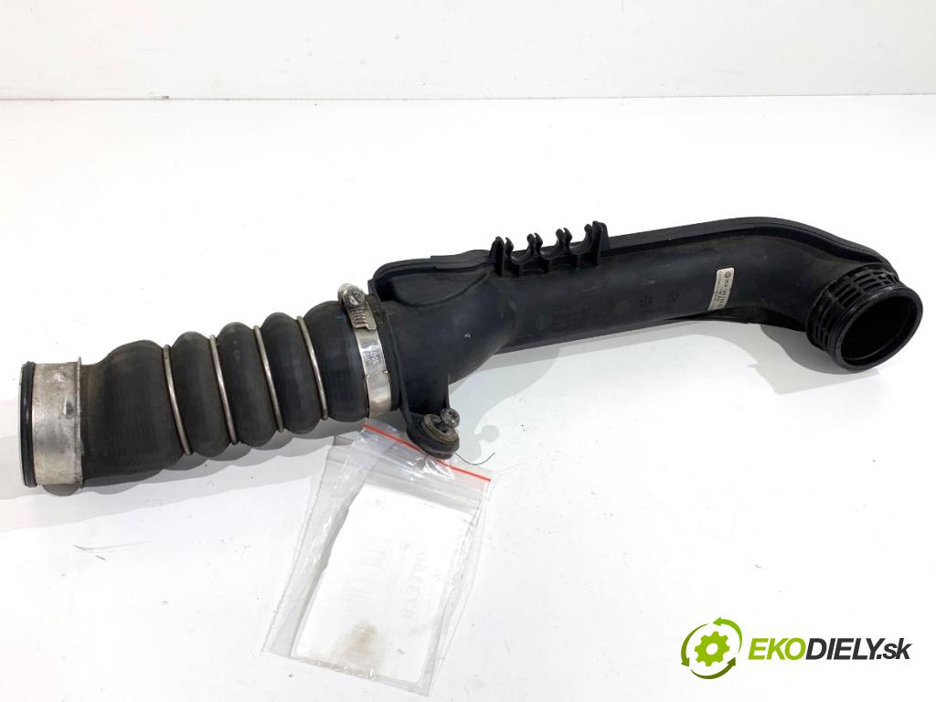 VW GOLF V Kombi 2008 77 kW 1.9 TDI 1896 Rúra vzduchu 3C0145762AL 3C0145762AL