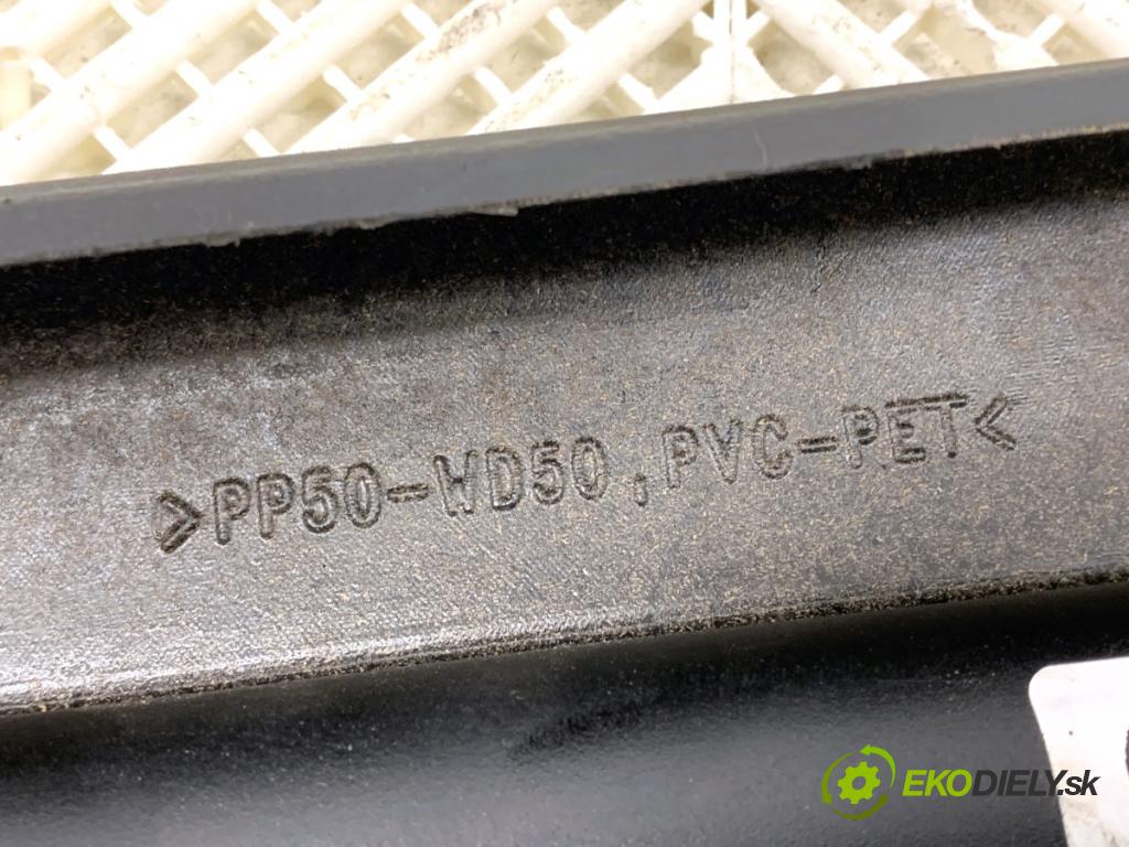 VW GOLF V Kombi 2008 77 kW 1.9 TDI 1896 Roleta kufra 1K9867871B