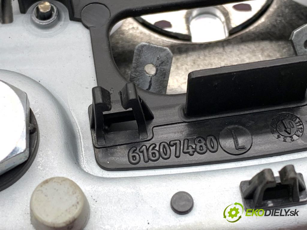 VW GOLF V Kombi 2008 77 kW 1.9 TDI 1896 AirBag volantu 1K0880201DC (Airbag)