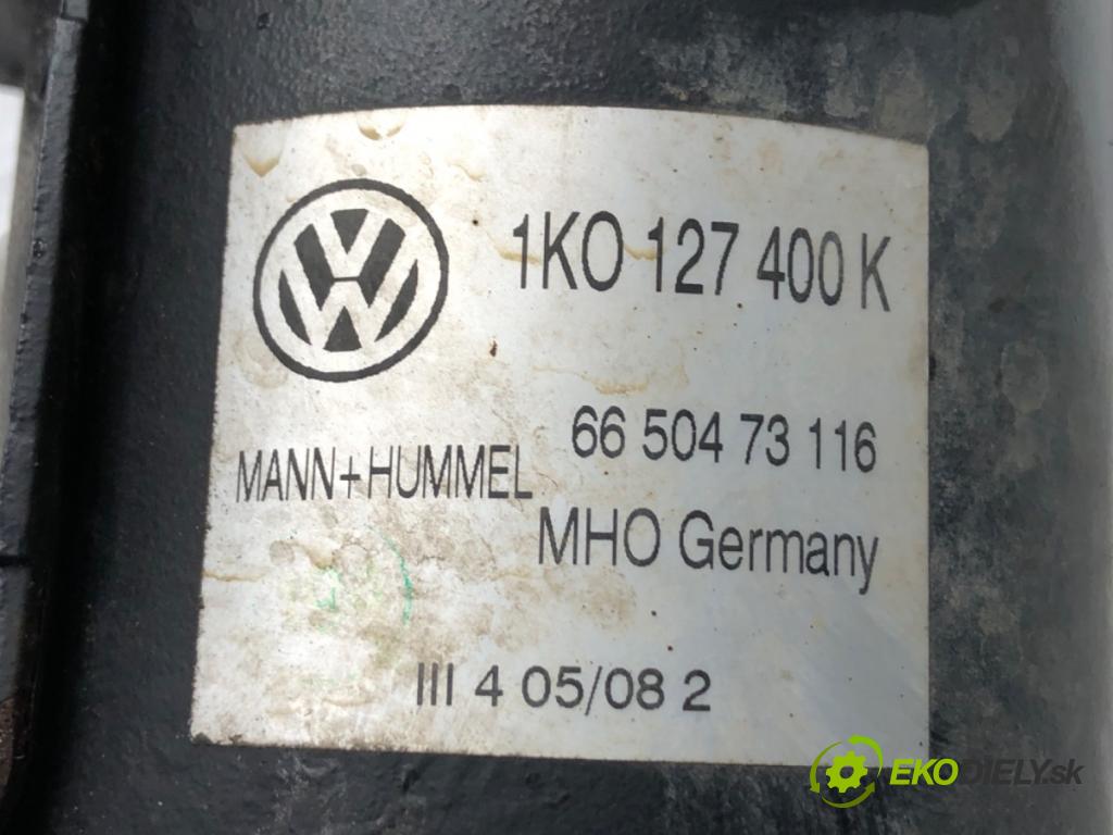 VW GOLF V Kombi 2008 77 kW 1.9 TDI 1896 obal filtra paliva 1K0127400K (Kryt palivového filtru)