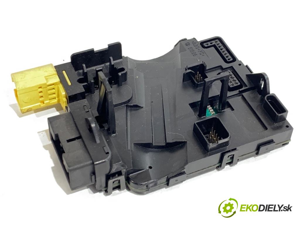 VW GOLF V Kombi 2008 77 kW 1.9 TDI 1896 snímač ÚHEL: otáčky 1K0953549BN