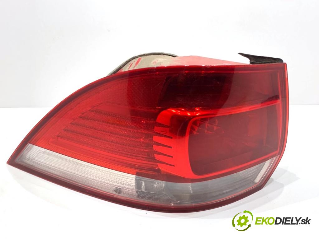 VW GOLF V Kombi 2008 77 kW 1.9 TDI 1896 Svetlo ľavy zad 1K9945095A