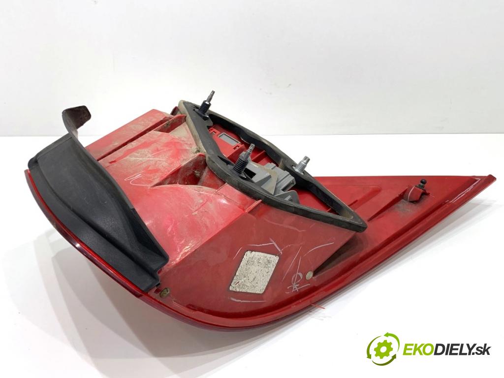 VW GOLF V Kombi 2008 77 kW 1.9 TDI 1896 Svetlo ľavy zad 1K9945095A