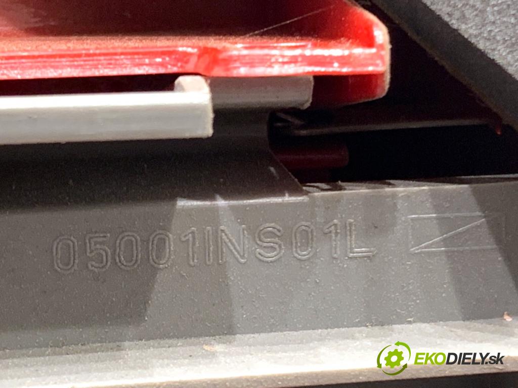 VW GOLF V Kombi 2008 77 kW 1.9 TDI 1896 Svetlo ľavy zad 1K9945095A