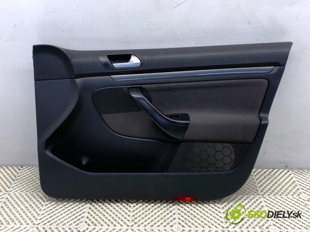 VW GOLF V Kombi 2008 77 kW 1.9 TDI 1896 čalúnenie Dvere pravy predný 